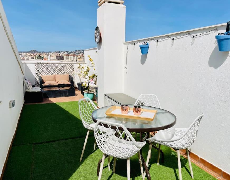 Magnifique Duplex Avec Terrasse Proche De La Plage Málaga Exteriör bild