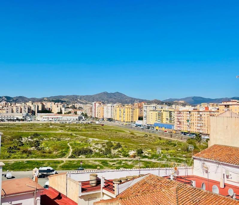 Magnifique Duplex Avec Terrasse Proche De La Plage Málaga Exteriör bild